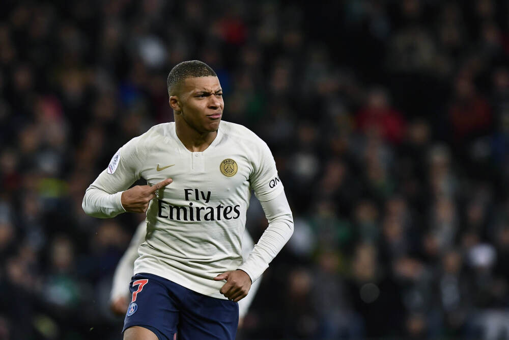 谁说赚钱一定要挤办公室？这6个冷门行当真能年入30万